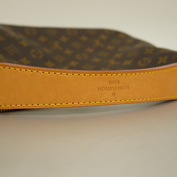 Louis Vuitton Monogram Sully PM Shoulder Bag - Picture 7 of 8
